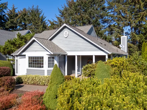 150 SW 61st St, South Beach, OR 97366