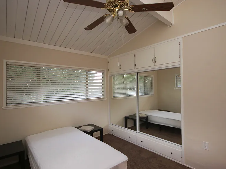 2455 Cooley Pl — Photo 24