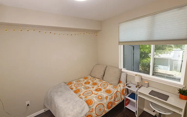 Bedroom with Front Courtyard View
