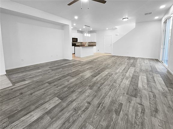 3rd image of 7059 Mackenzie Bay Ave
