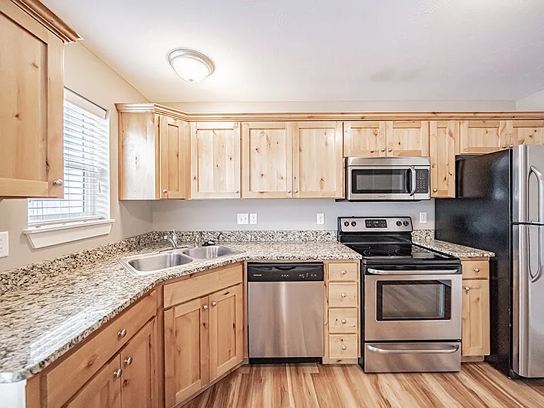 Meadowcreek Townhomes — Photo 12