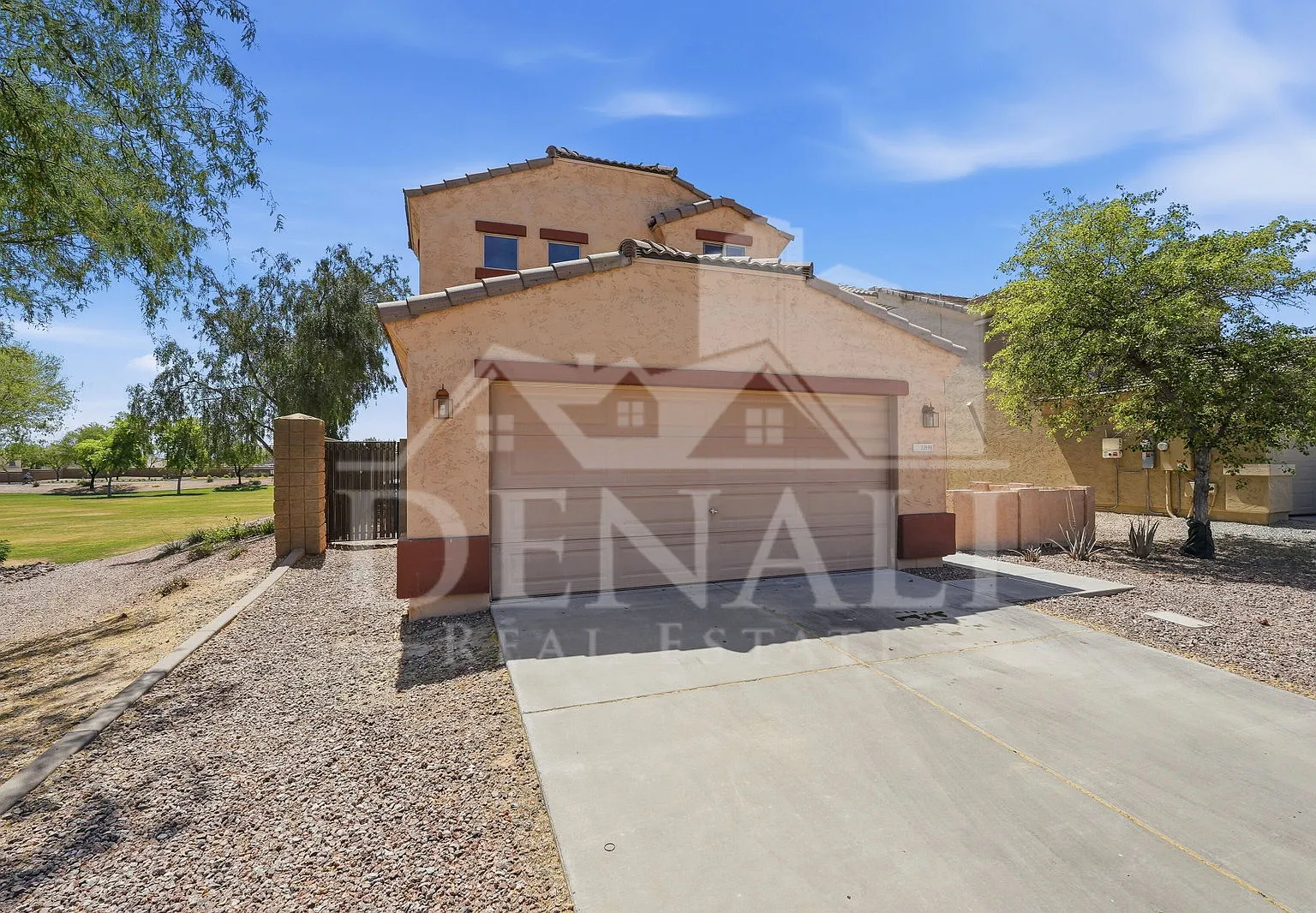 4 bed, 2.5 bath, 2109 sqft, $1,795 — Photo 1