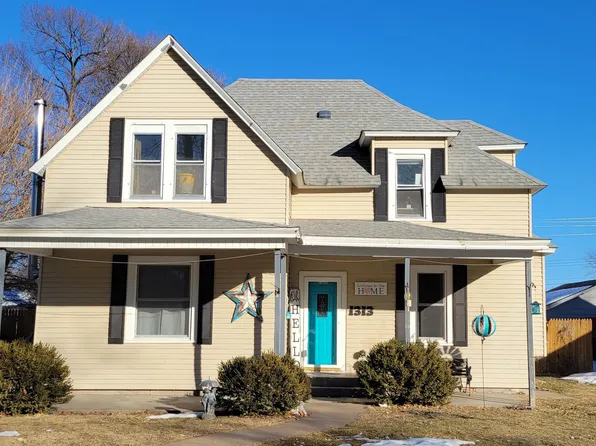 1313 F AVENUE, Gothenburg, NE 69138