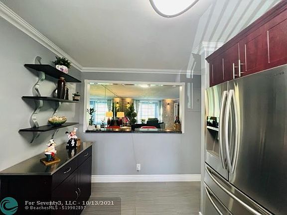 4th image of 9781 Sunrise Lakes Blvd APT 109