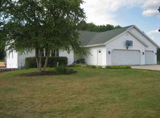 W6140 Hill And Dale Rd, Plymouth, WI 53073