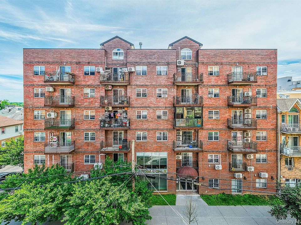 1st image of 14118 Cherry Avenue #2C