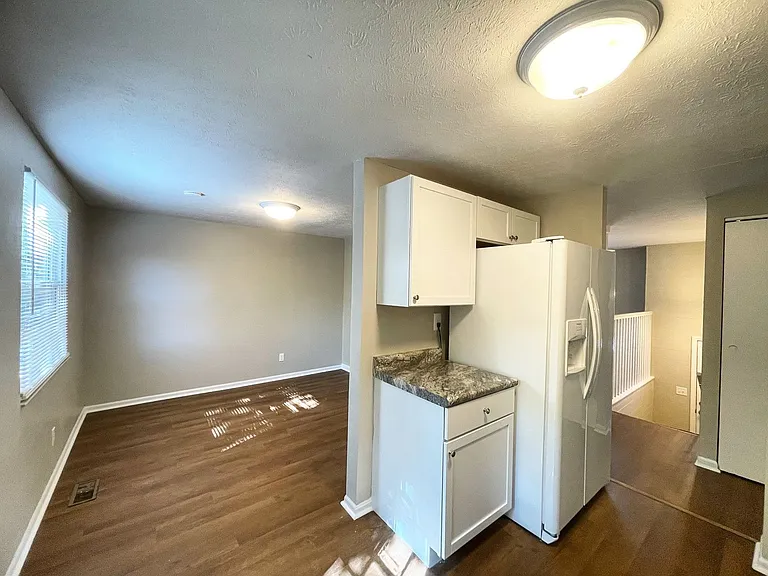 5516 Hasbrook Dr — Photo 11