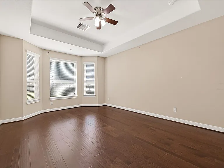 3002 Overbrook Meadow Ln — Photo 32