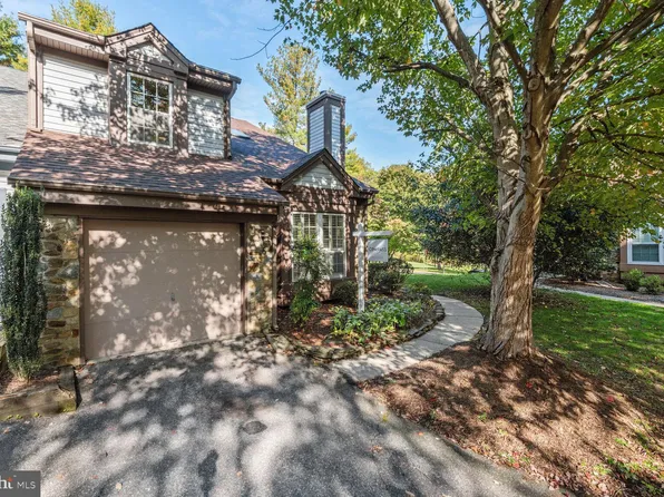 8 Hugo Ct, Silver Spring, MD 20906