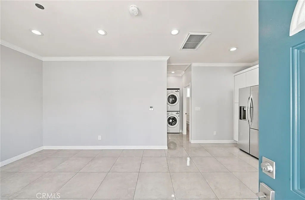 1 bed, 490 sqft, $2,000 — Photo 2
