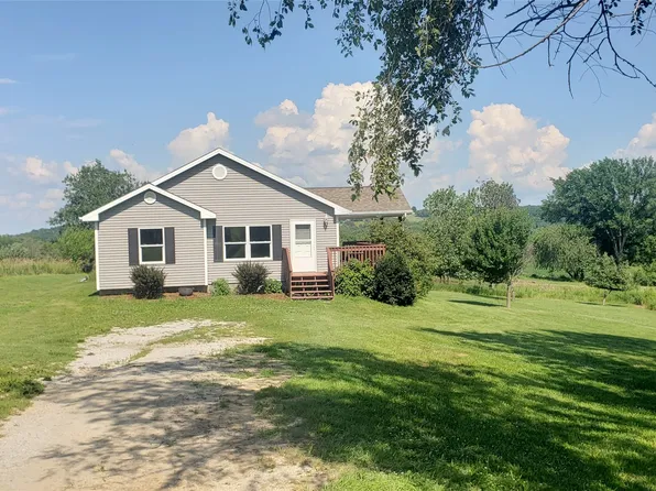 2412 Valleyview Ave, Saint Charles, IA 50240