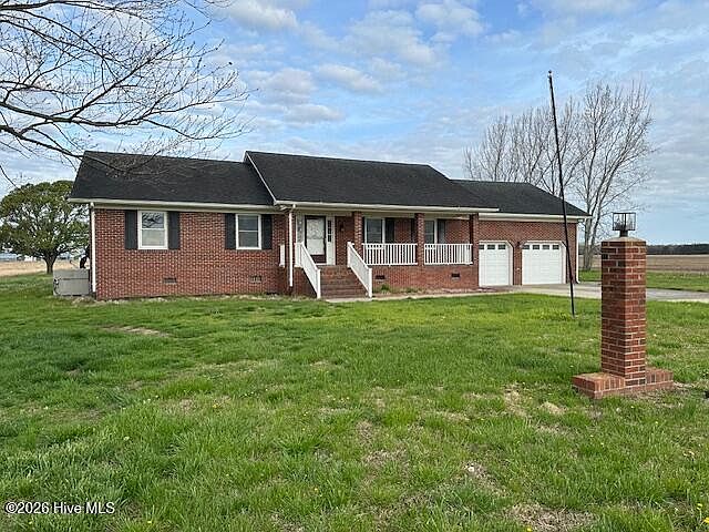 1st image of 813 Cherry Glade Road
