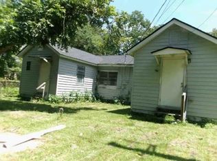 1013 Carroll St, Savannah, GA 31415