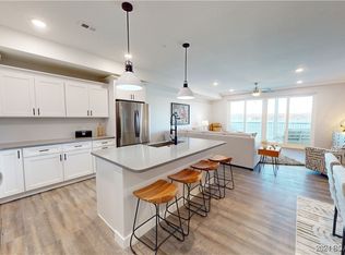 104 Sierra Bay Dr #5E, Camdenton, MO 65020