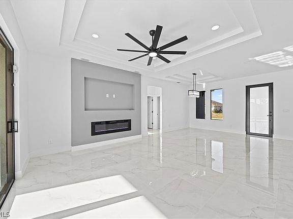5th image of 1713 NE 7th Ave