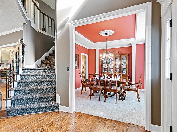 5th image of 13104 Earnshaw St