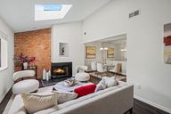 photo property thumbnail