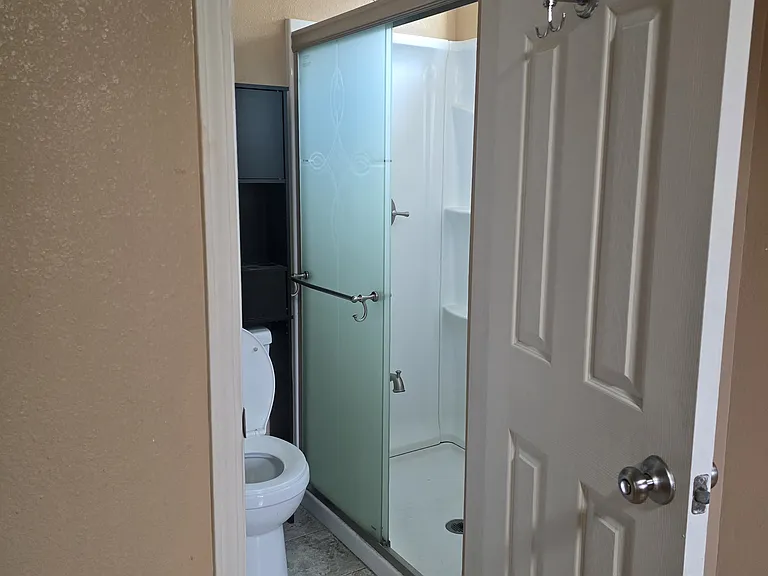 588 Moraga Dr — Photo 12