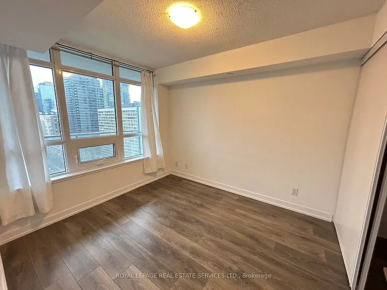 365 Church St #1913 — Photo 6