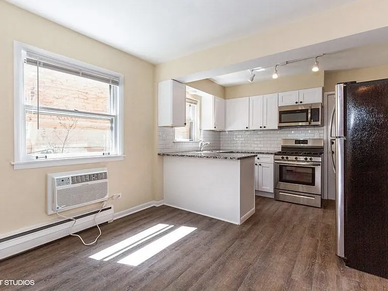 5900 W Lawrence Ave #1N — Photo 5
