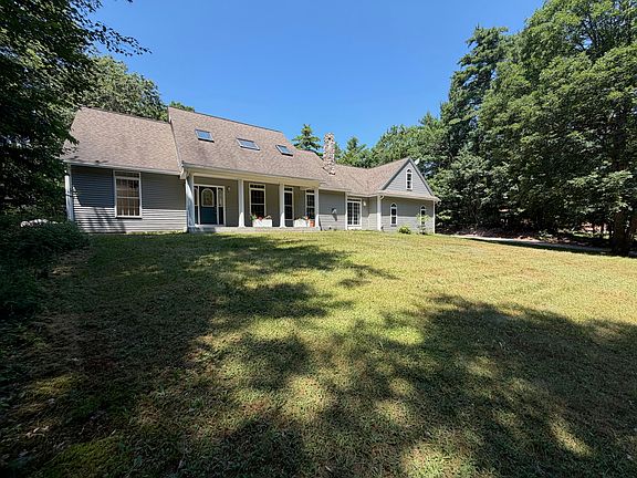 3rd image of 31 Russell Road