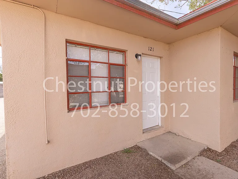 1205 Cherry St #B — Photo 2
