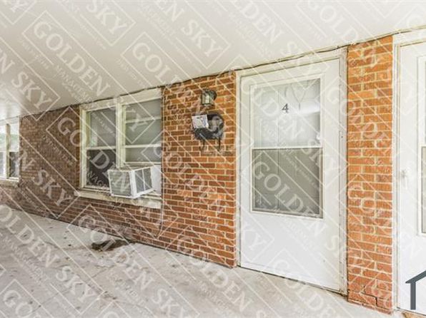 709 S Hutchinson Ave APT 4