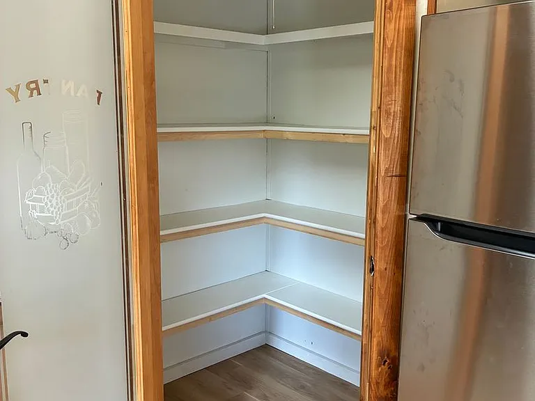520 Sarma Dr — Photo 16