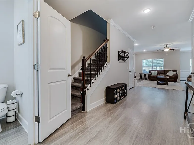 153 Red Maple Ln — Photo 6