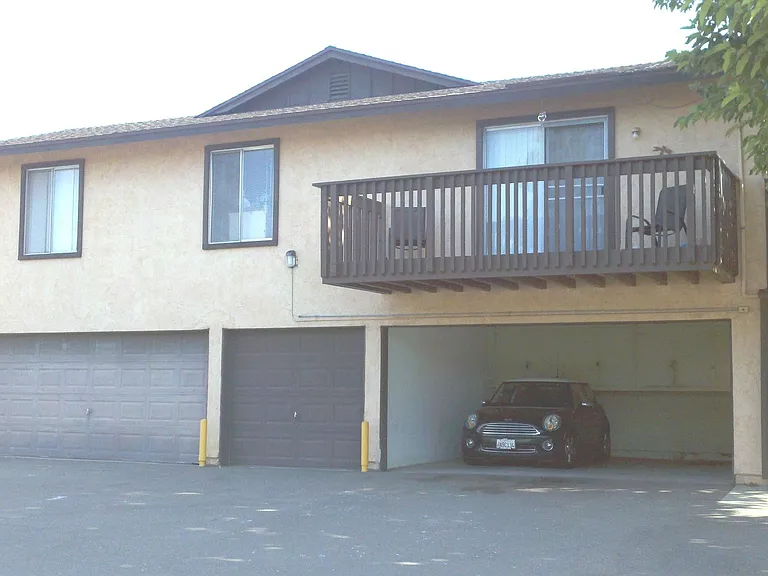 10125 Carefree Dr — Photo 6