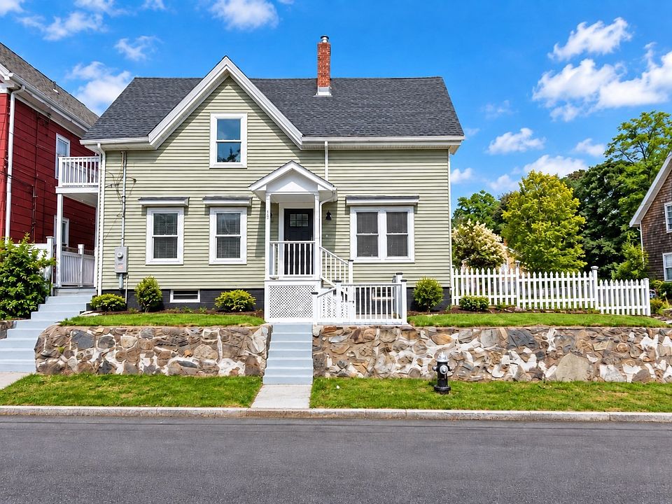 1st image of 40 Pine Ave