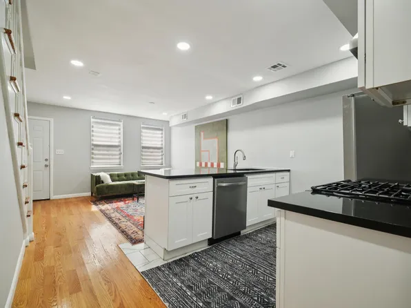 804 Grand Street image 16 of 29