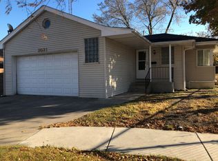 2021 74th Pl, Kenosha, WI 53143