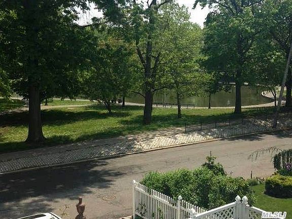 2nd image of 15420 Bayside Ave