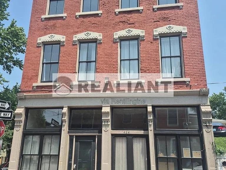 424 Emma St #301 — Photo 1