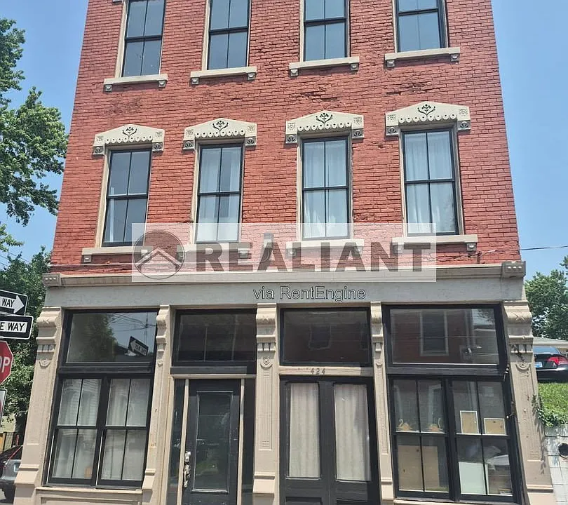 424 Emma St #301