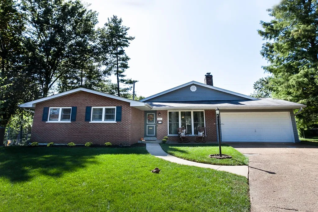 801 Doerwood Ct photo 1