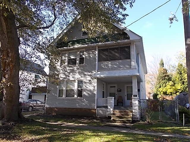 1st image of 1316 W 83rd St