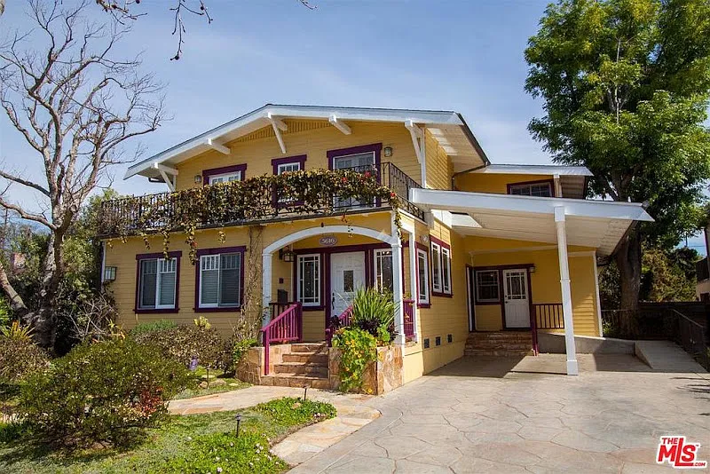 5 bed, 3100 sqft, $1,850 — Photo 1
