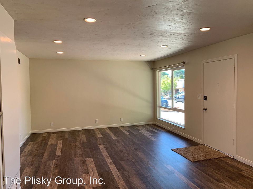 1st image of 3014 Cottonwood Ct