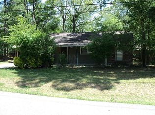 409 Shawnee Dr, Montgomery, TX 77316