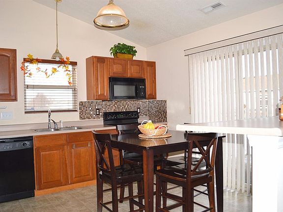 2nd image of 2072 Granny Smith Ln