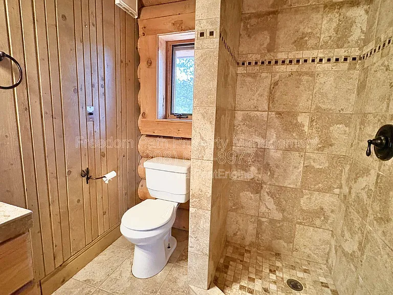 16204 W Riverview Dr — Photo 13
