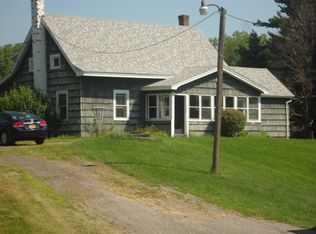 392 Barker Rd, Gloversville, NY 12078