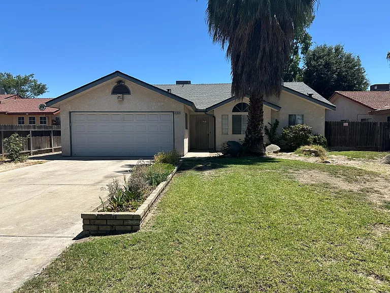 5183 W Palo Alto Ave — Photo 1