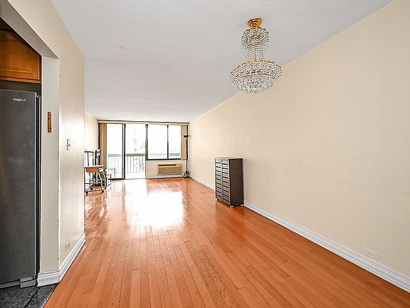 4th image of 150-38 38th Ave Unit 6F