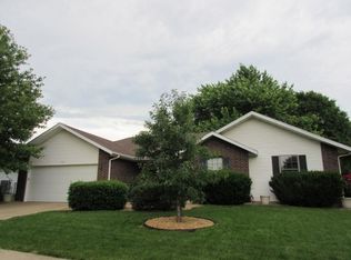 4825 W Tarkio St, Springfield, MO 65802