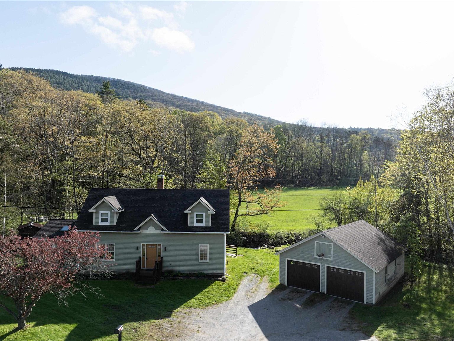 1739 VT Route 140, Wallingford, VT 05773 | Zillow