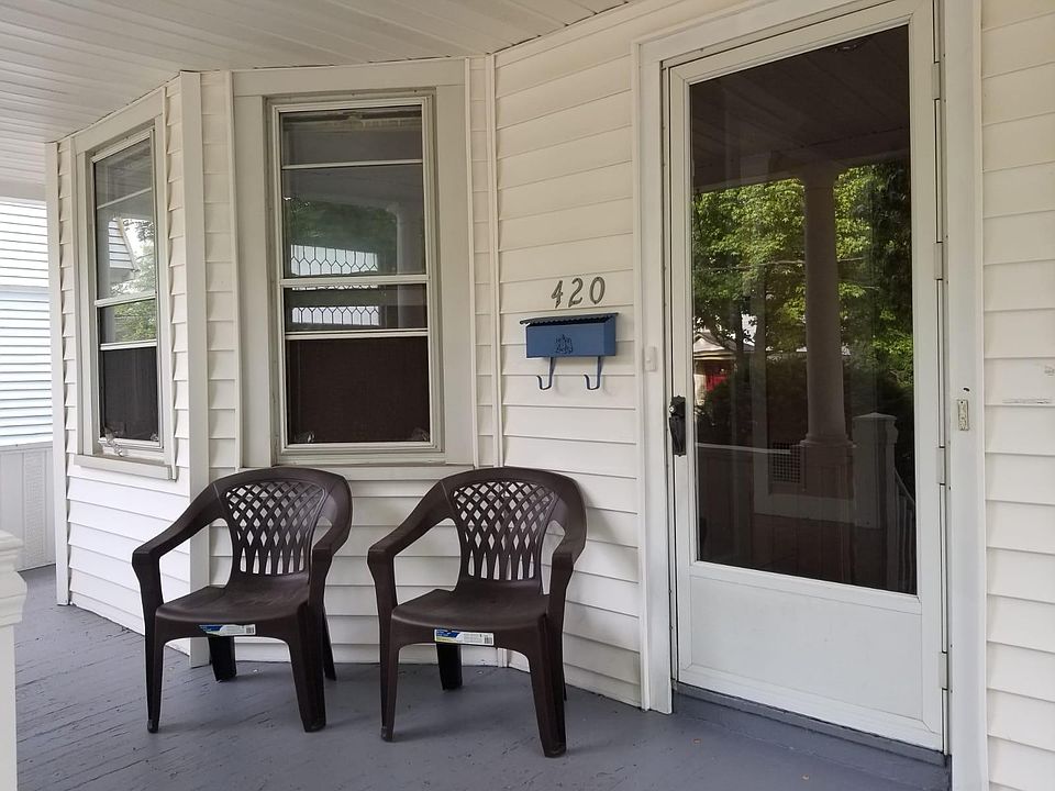 1st image of 422 Central Ave
