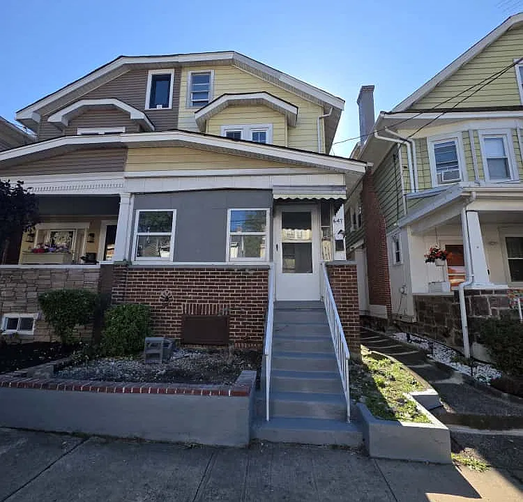 647 Edgewood Ave